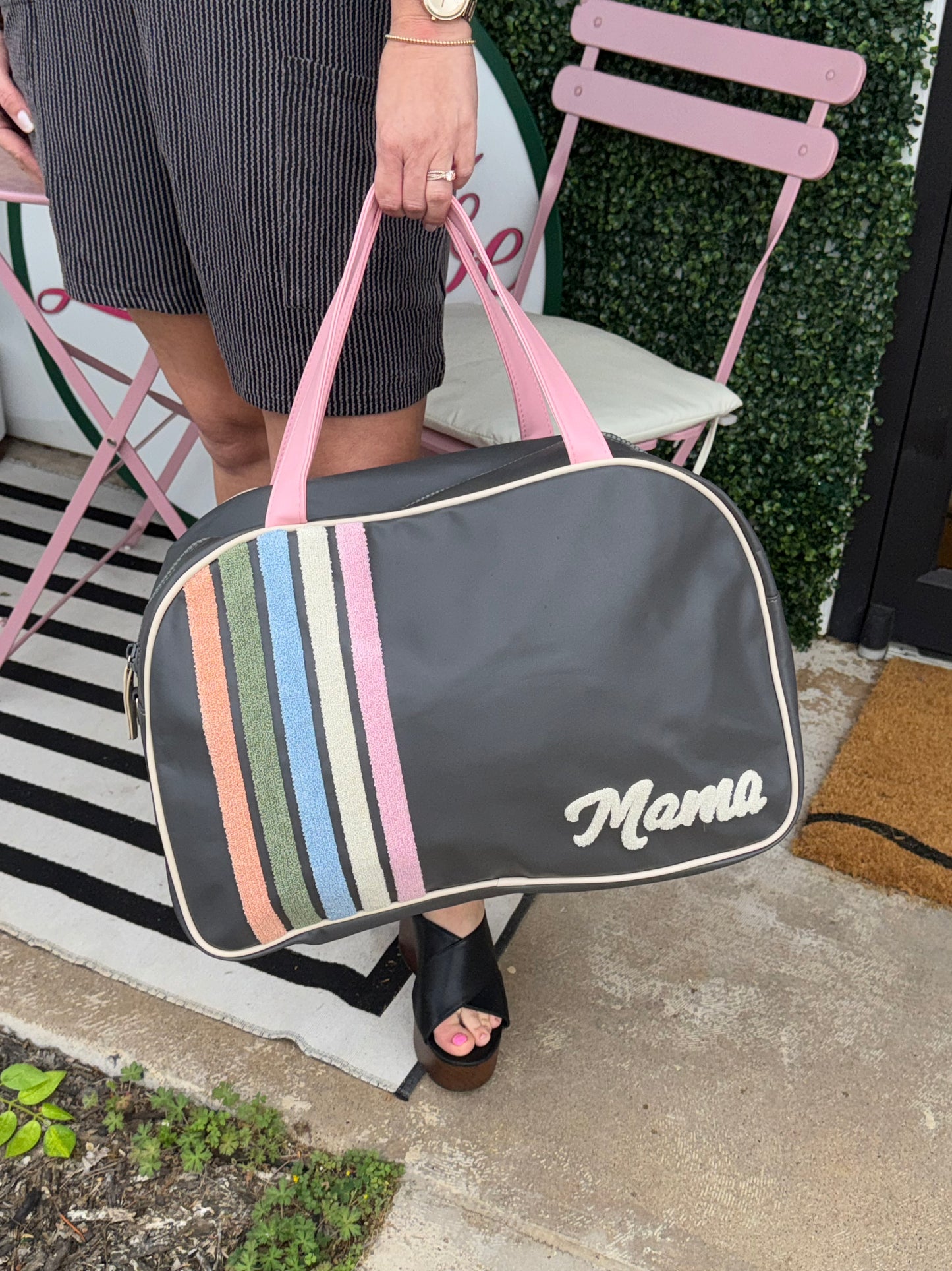 Mama embroidered duffle