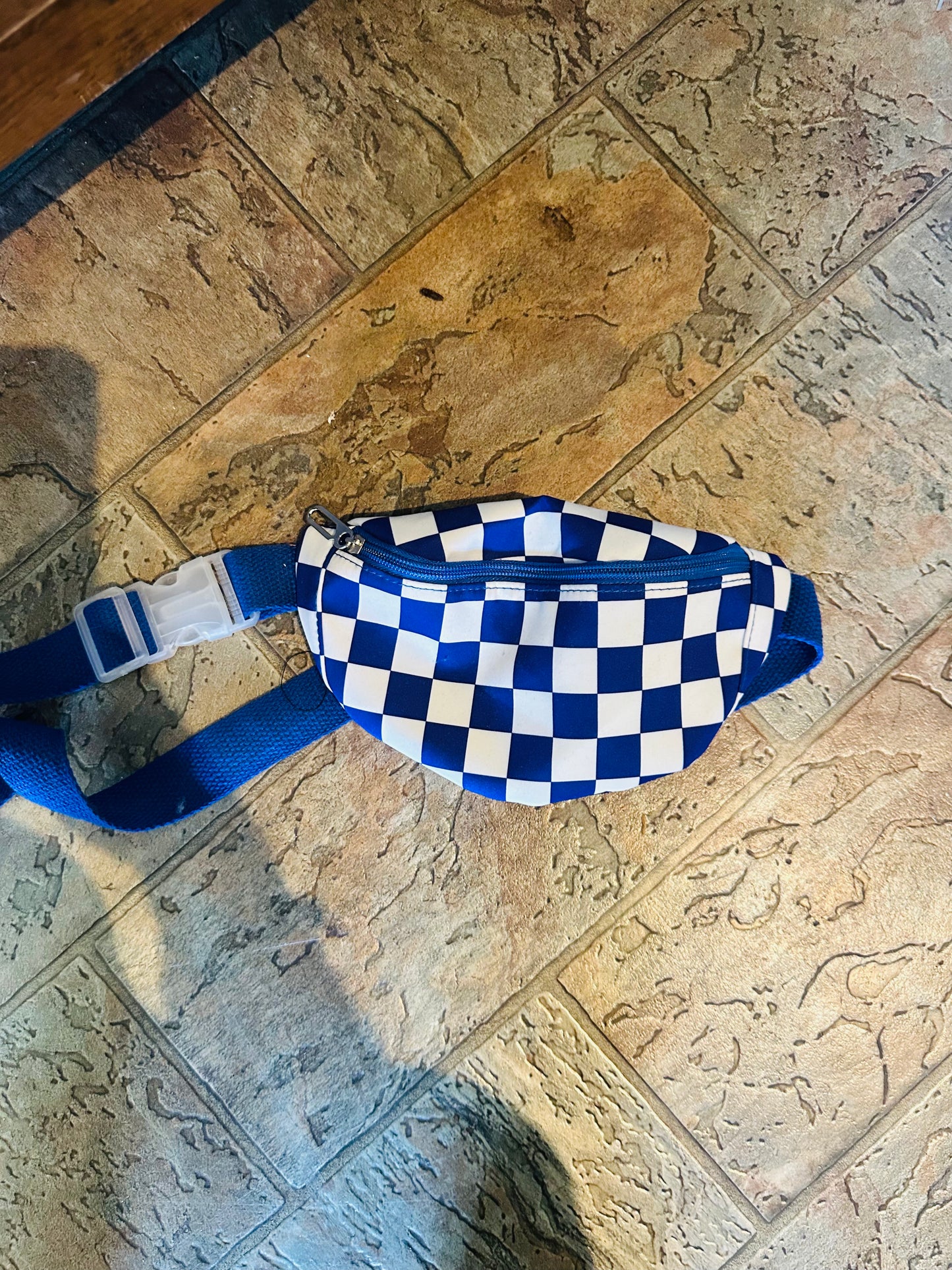 Blue and White Phanny