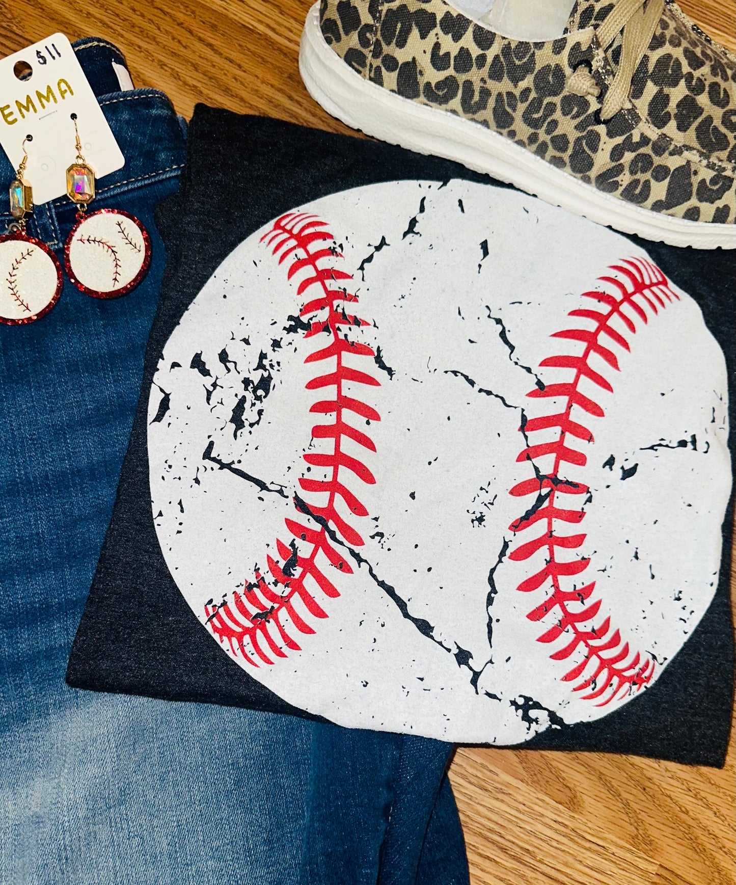 Baseball tee