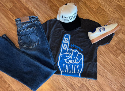 Go eagles finger tee