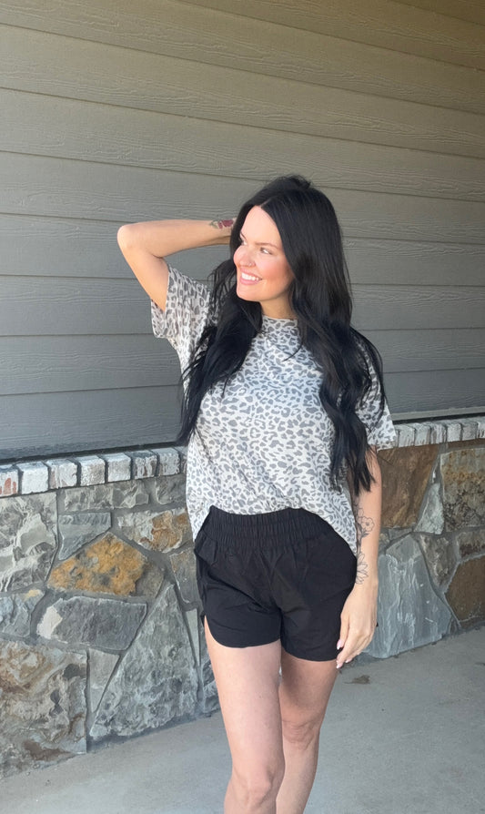 Grey Leopard Tee