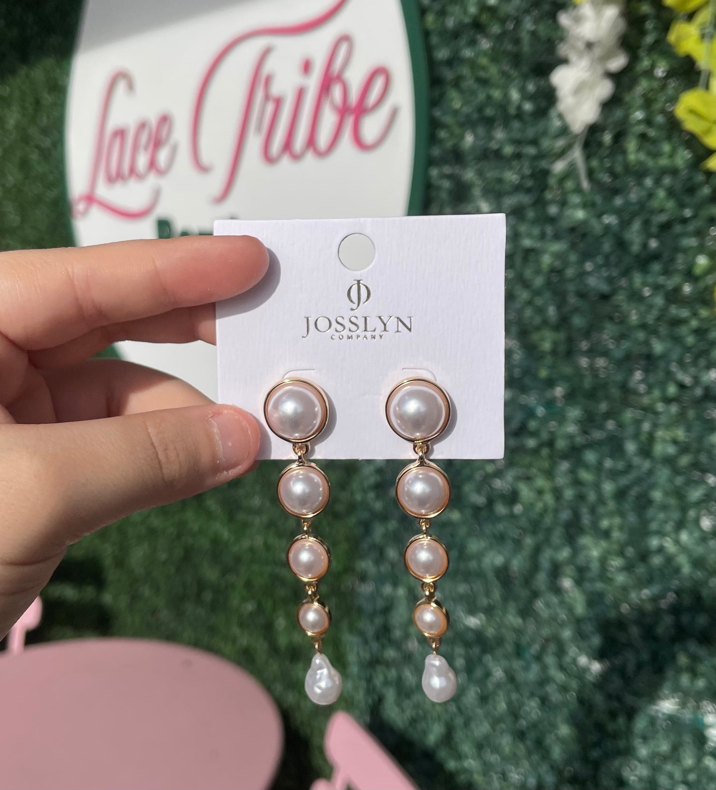 Pearl dangle earrings
