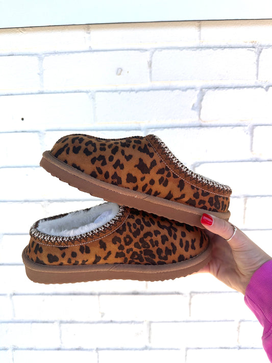 Leopard Sparks